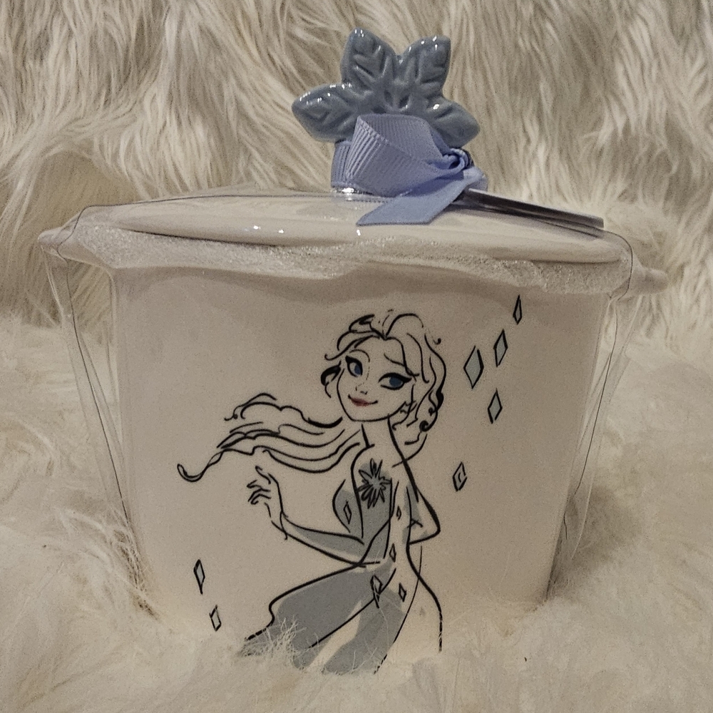 Rae Dunn - Disney Frozen Ceramic Covered Bowl 5.5in